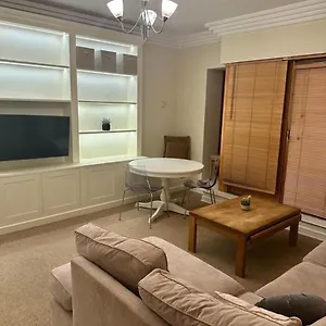 Double In A Cozy City Centre Homestay